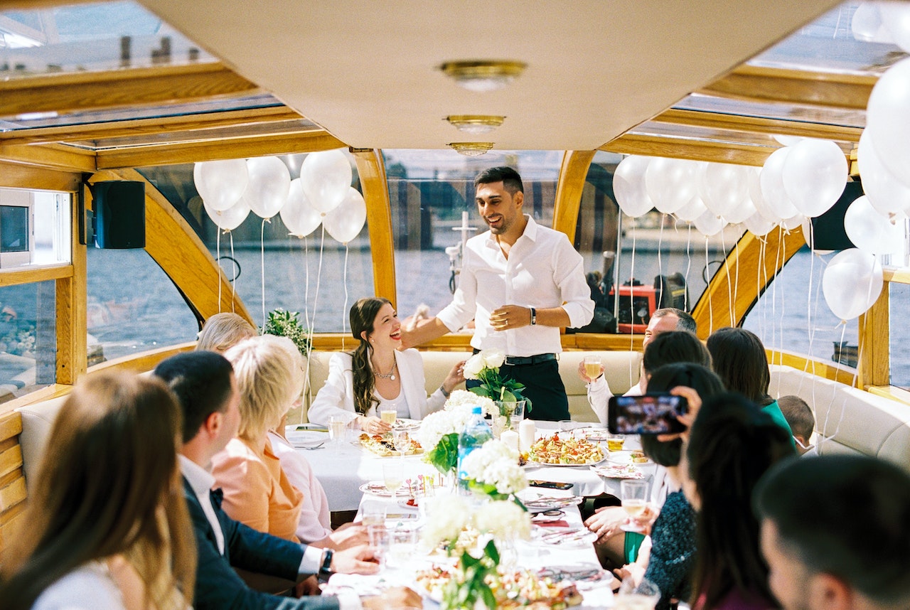 A Guide to Organizing Your Wedding Seating Arrangements