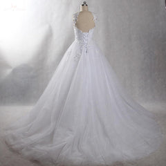 Appliques Wedding Dress