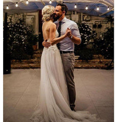 Boho Wedding Dress 2019 Appliqued with Flowers Tulle A-Line Sexy Backless Beach Bride