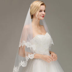 Romantic Lace Applique Two Layers Wedding Veil