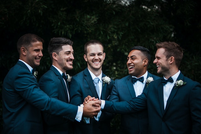How Many Groomsmen Should You Have?