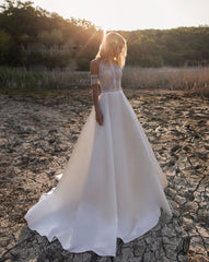 DREAM Satin Bohemian Wedding Dress For Brides 2023 Off The Shoulder Lace Halter Boho Bridal Gown With Detachable Sleeves