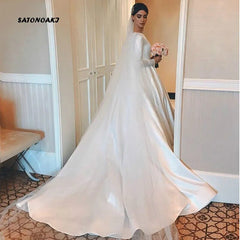 Elegant Vintage Satin Wedding Dress