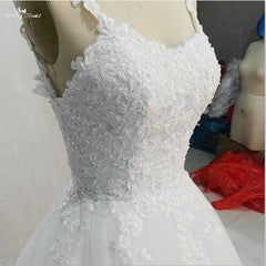 Appliques Wedding Dress