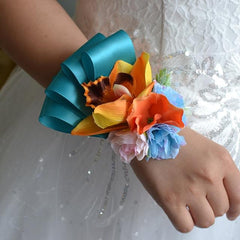 Bold Corsage/  Boutonniere
