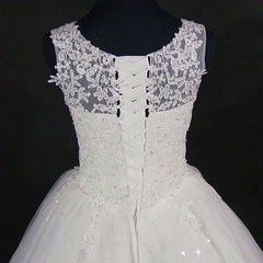 Lace Embroidered Beading Vintage Sweet Straps Wedding Dress
