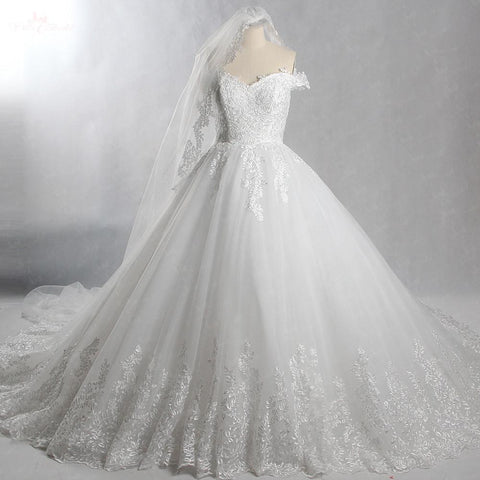 Off The Shoulder Wedding Dresses Ball Gown Leaf Pattern Lace With Free Veil