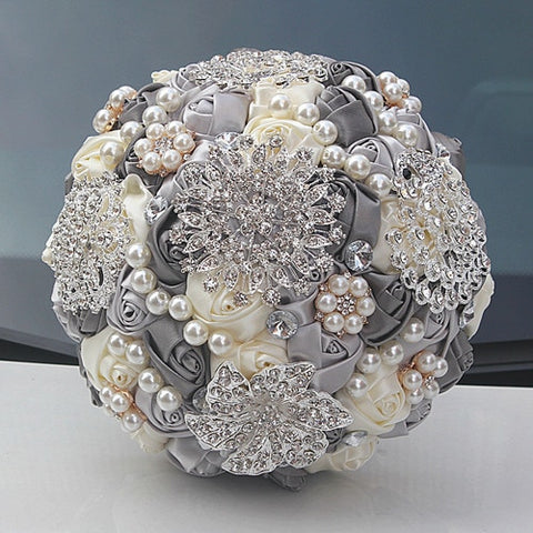 1Piece Elegant Ivory Bridal Wedding Bouquet with Pearls