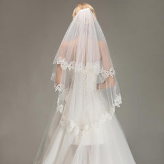 Romantic Lace Applique Two Layers Wedding Veil
