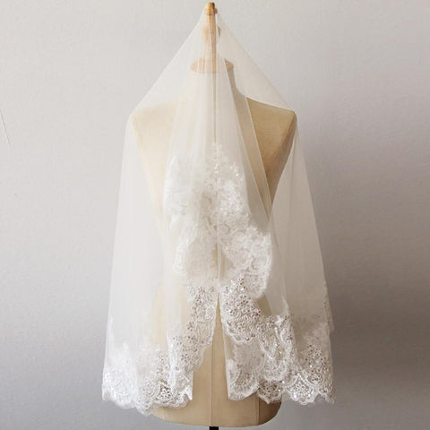 Short One Layer Lace Edge White Ivory Wedding Veil